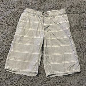 Boys size 12 HAWK gray & white striped cargo shorts, no tears, no stains